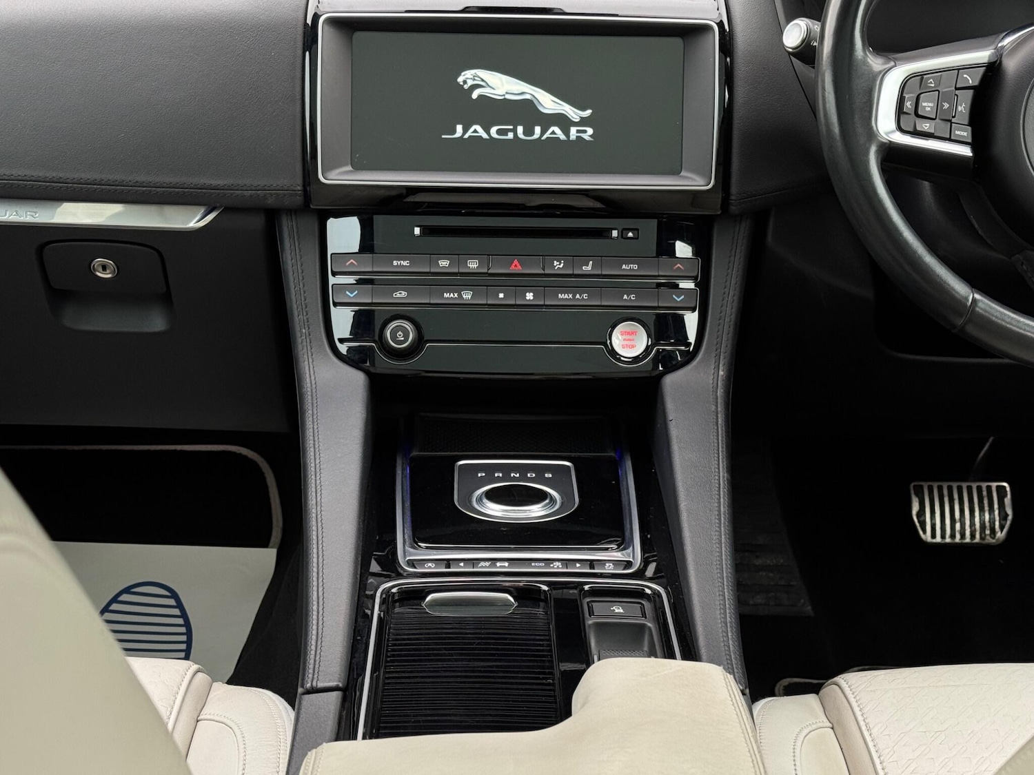 Used Jaguar F-Pace 2016 for sale - 77440056: Photo 49