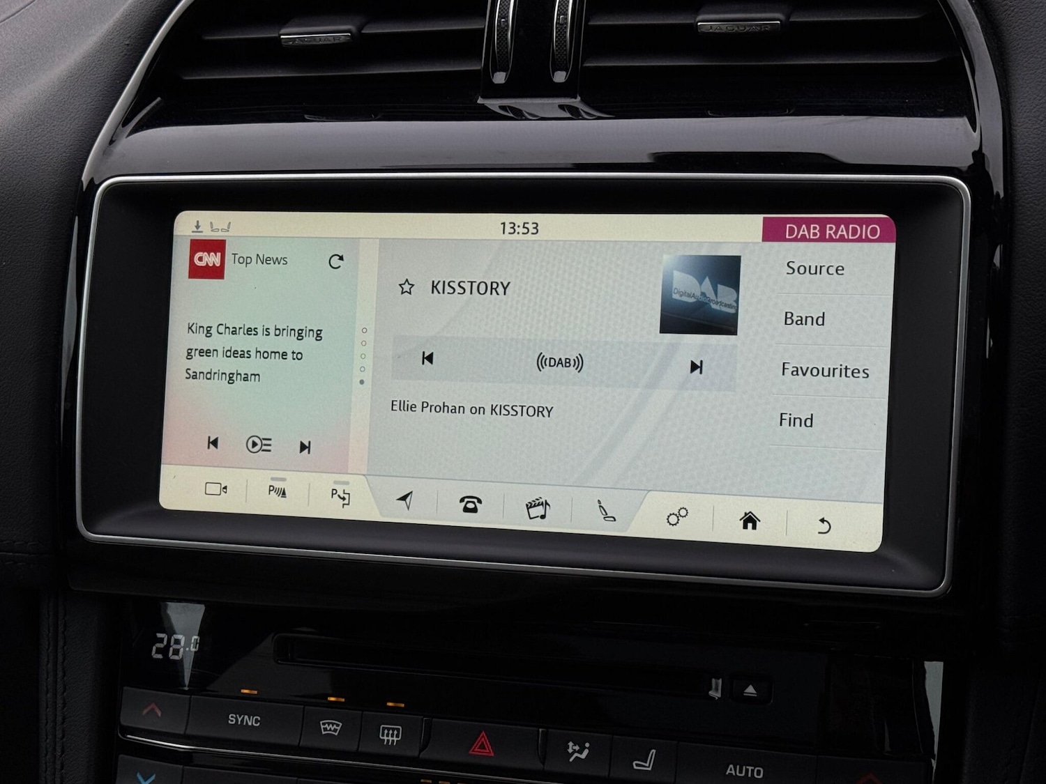 Used Jaguar F-Pace 2016 for sale - 77440056: Photo 55