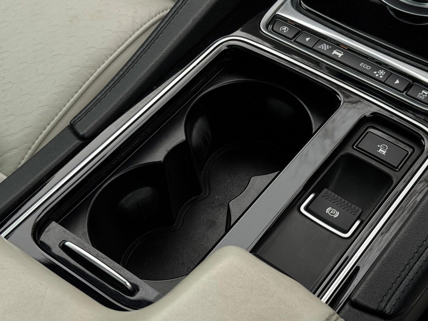 Used Jaguar F-Pace 2016 for sale - 77440056: Photo 69