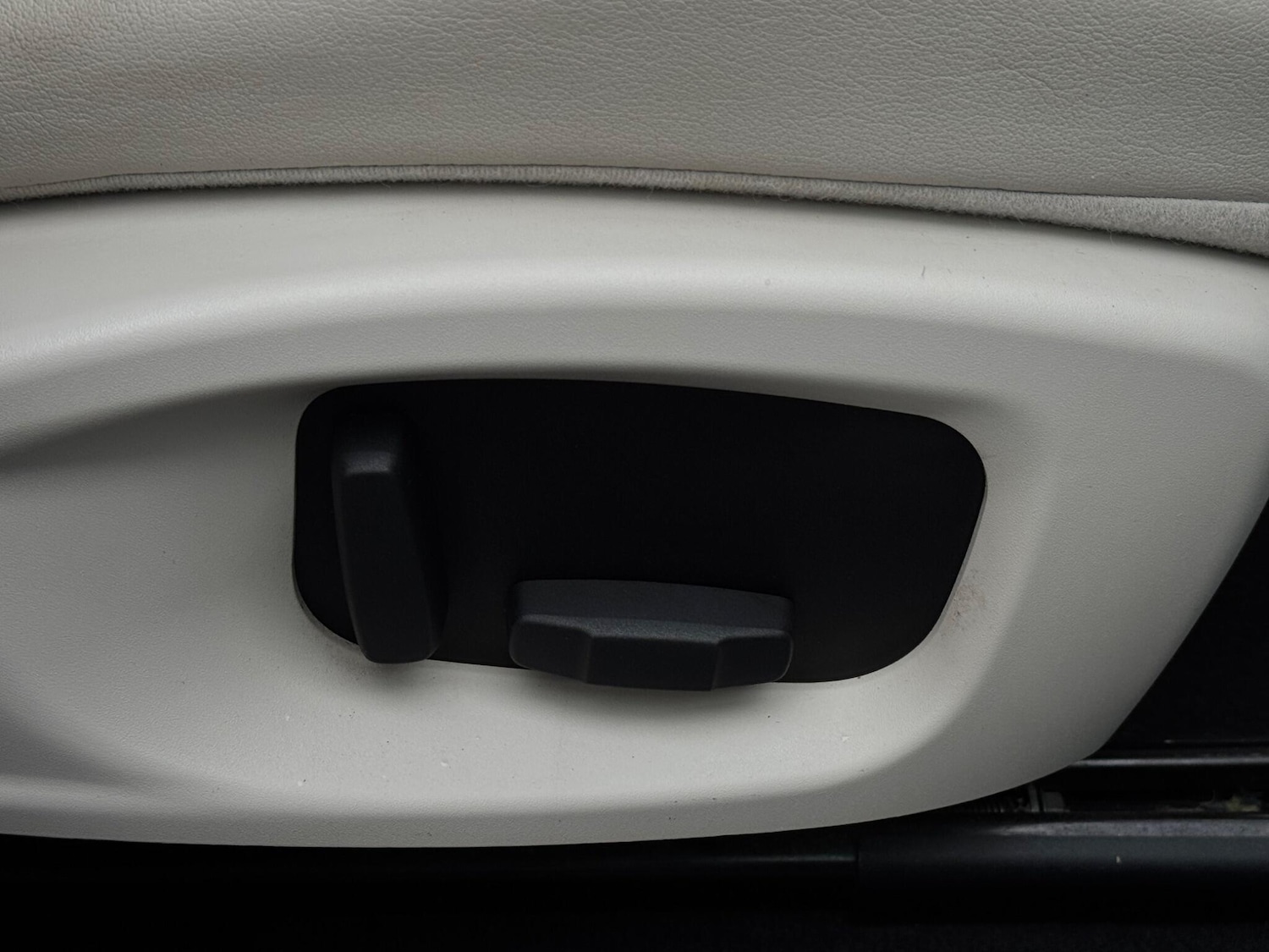 Used Jaguar F-Pace 2016 for sale - 77440056: Photo 76