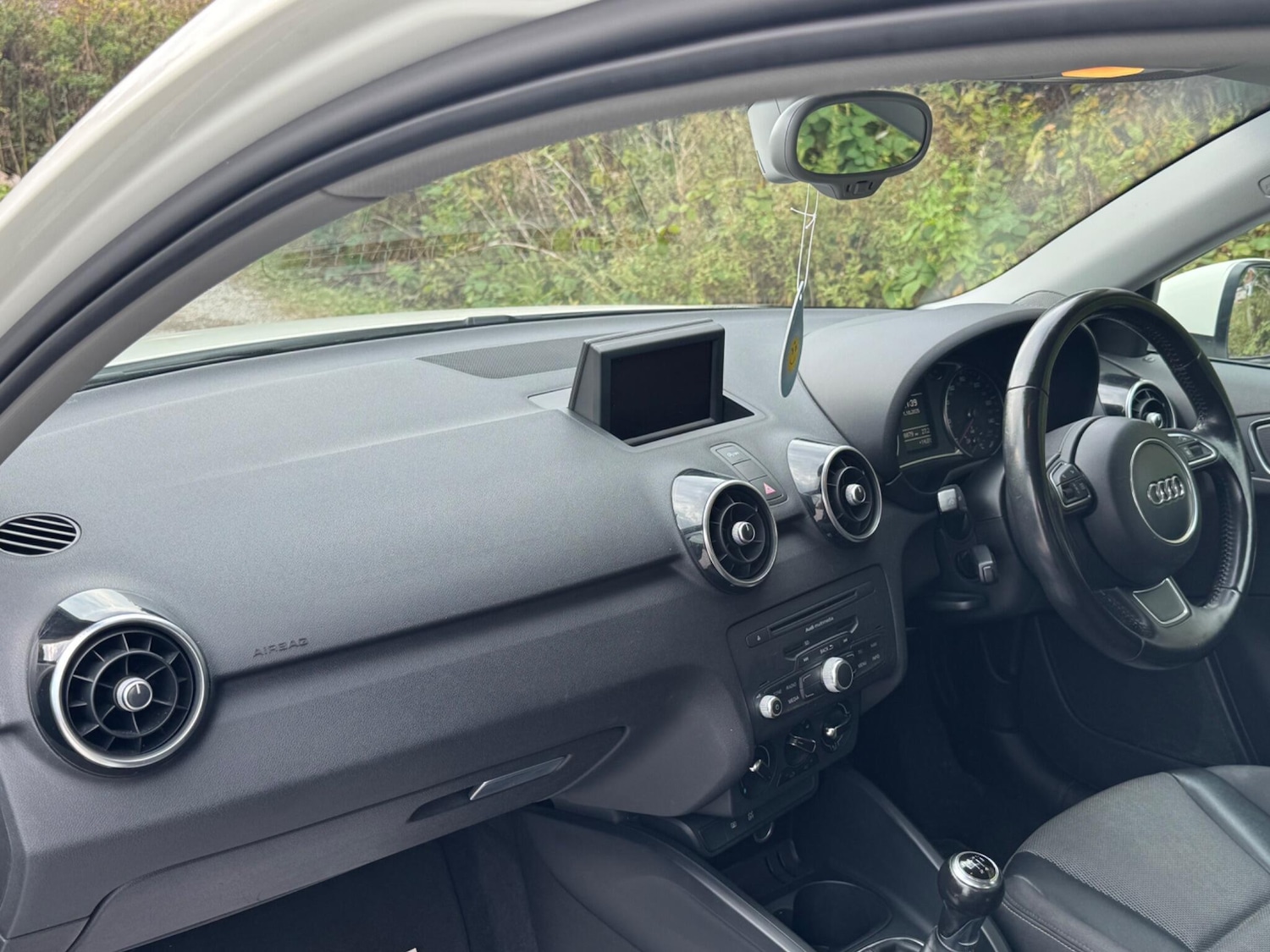 Used Audi A1 2012 for sale - 76952379: Photo 15