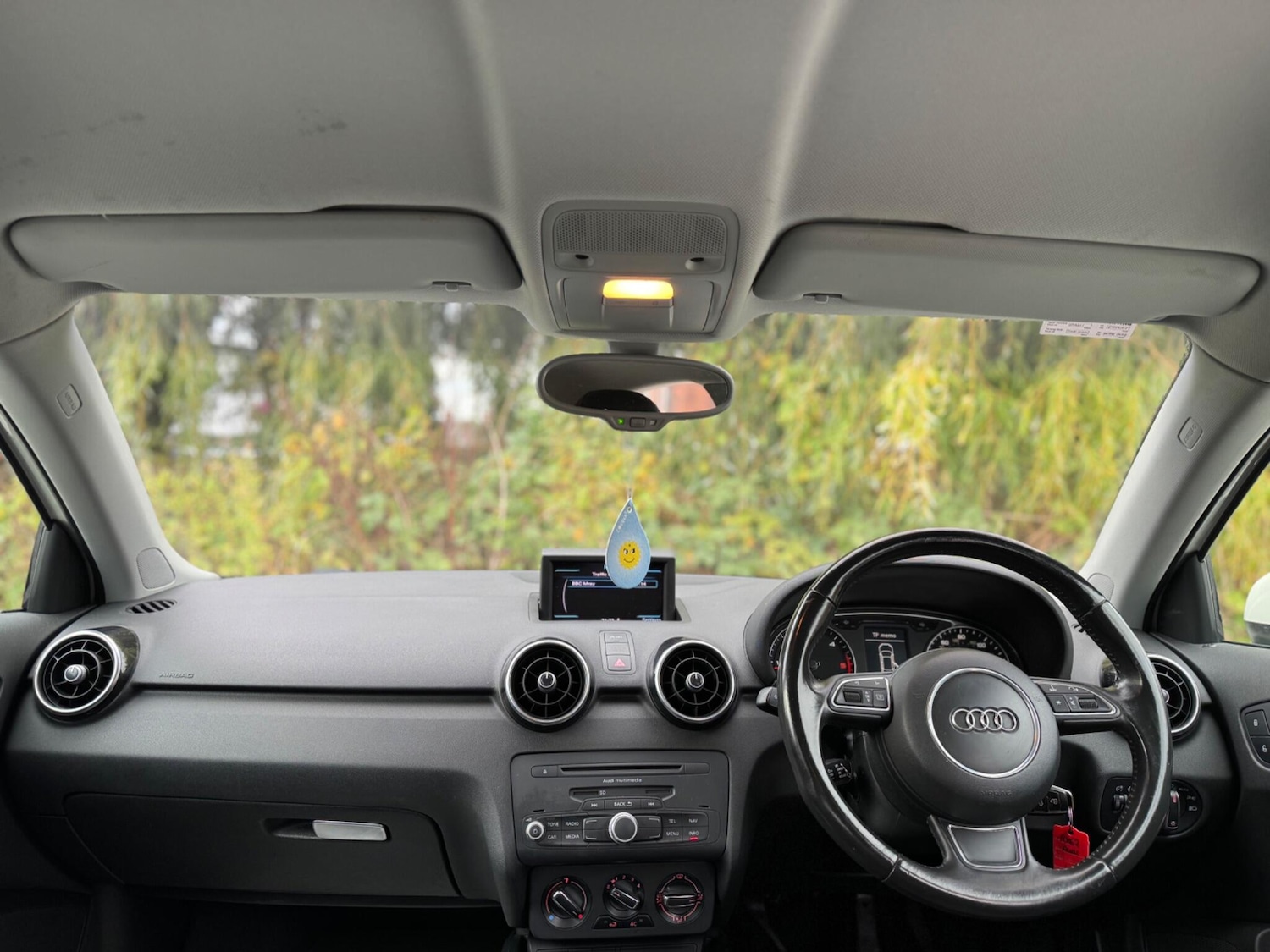 Used Audi A1 2012 for sale - 76952379: Photo 16