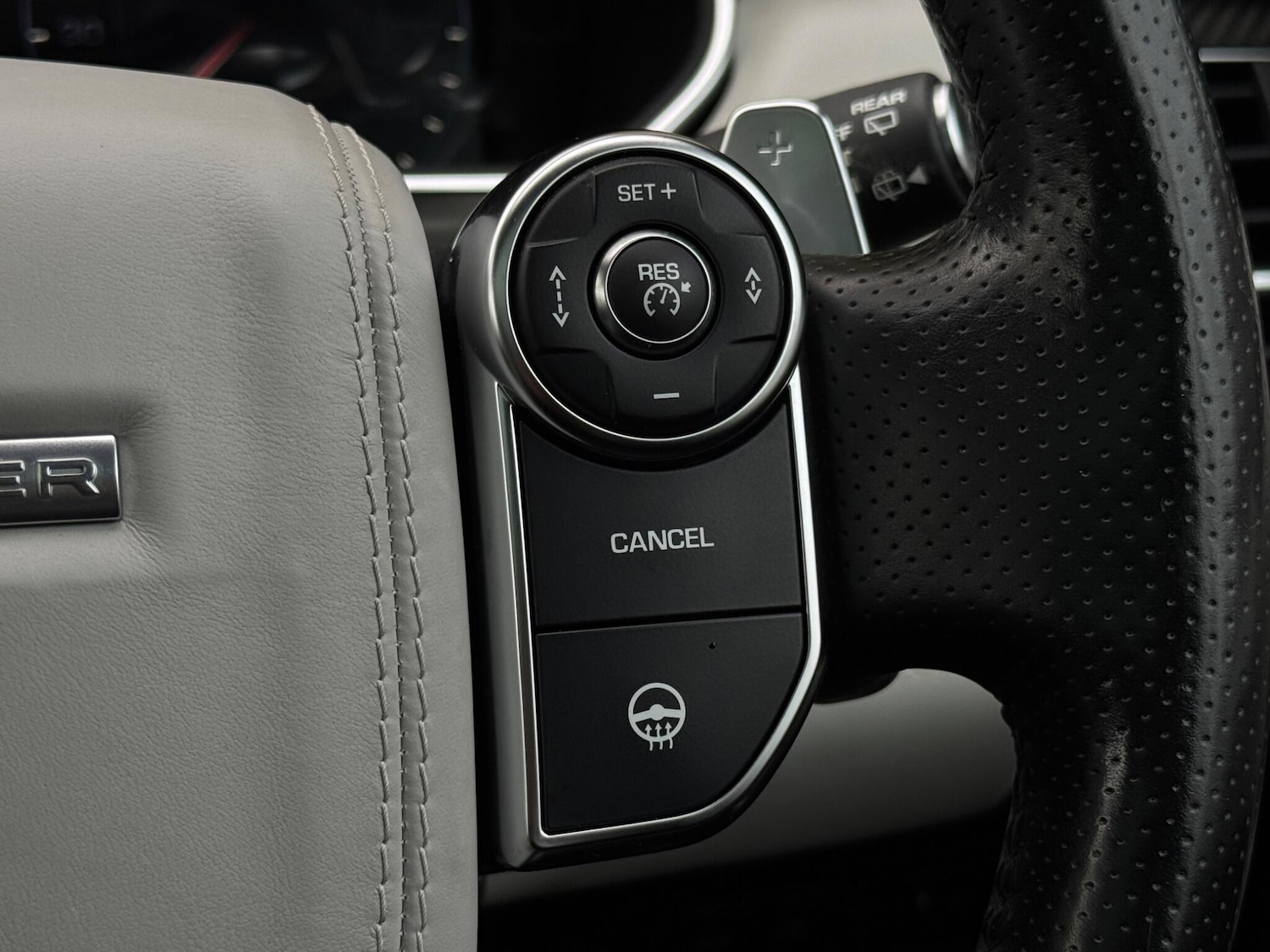 Used Land Rover Range Rover Sport 2016 for sale - 76138080: Photo 34