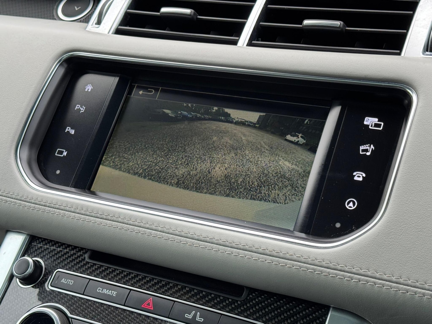 Used Land Rover Range Rover Sport 2016 for sale - 76138080: Photo 46