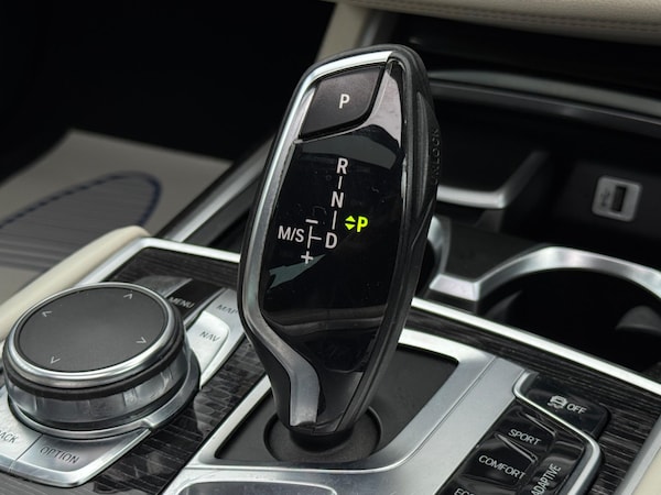 Used BMW 7 Series for sale - 76228053: Photo 64