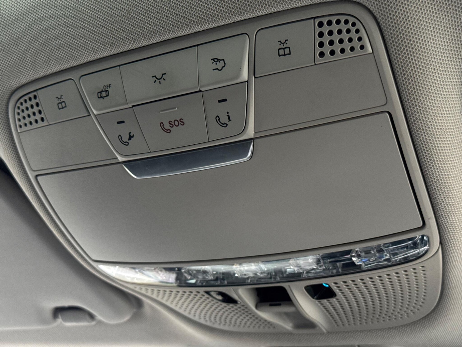 Used Mercedes-Benz C Class 2015 for sale - 76913120: Photo 54