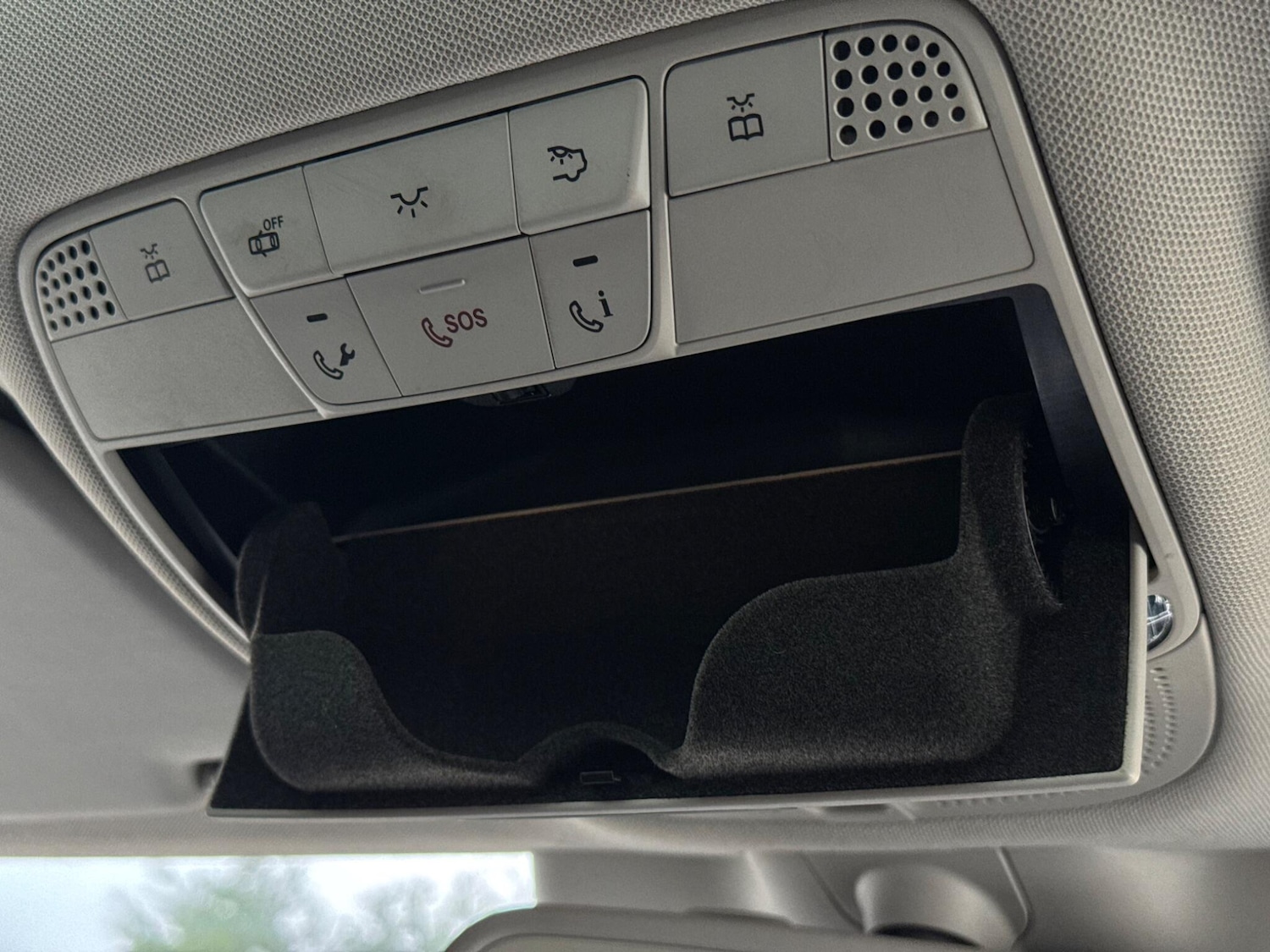 Used Mercedes-Benz C Class 2015 for sale - 76913120: Photo 55