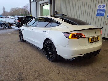 Used Tesla Model 3 2020 for sale - 77753010: Photo