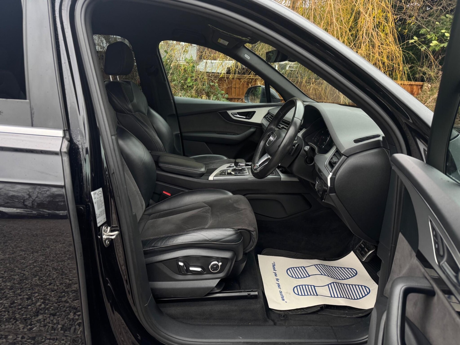 Used Audi Q7 2017 for sale - 76886299: Photo 17