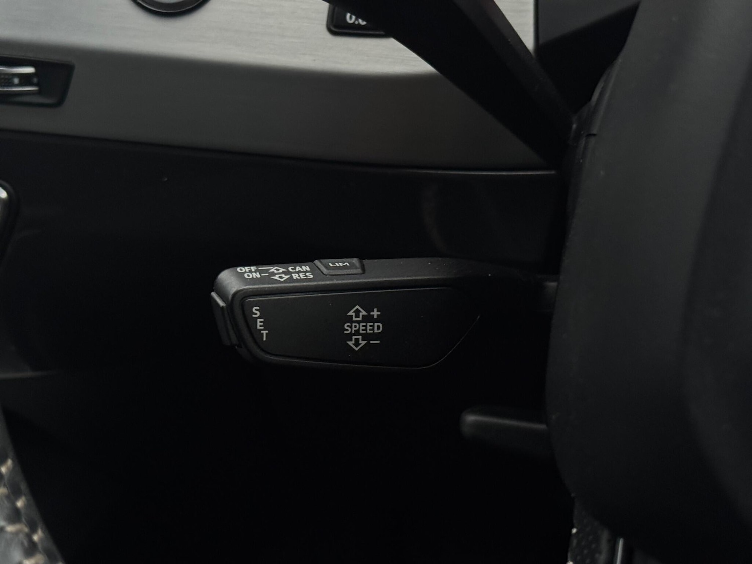 Used Audi Q7 2017 for sale - 76886299: Photo 41