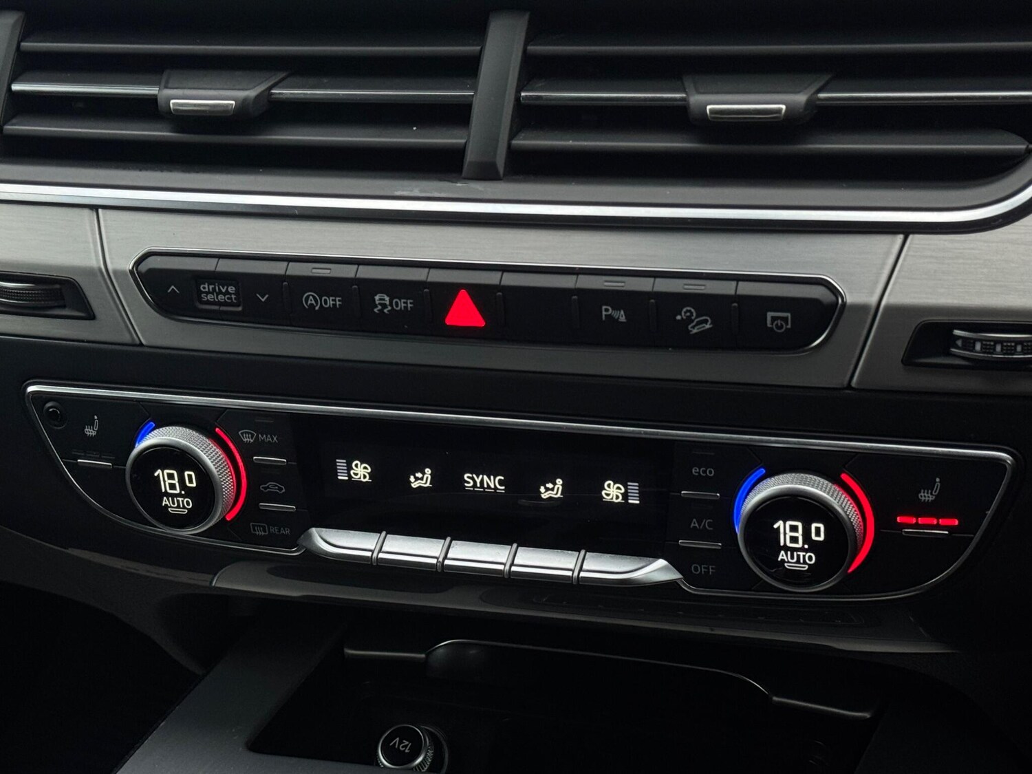 Used Audi Q7 2017 for sale - 76886299: Photo 53