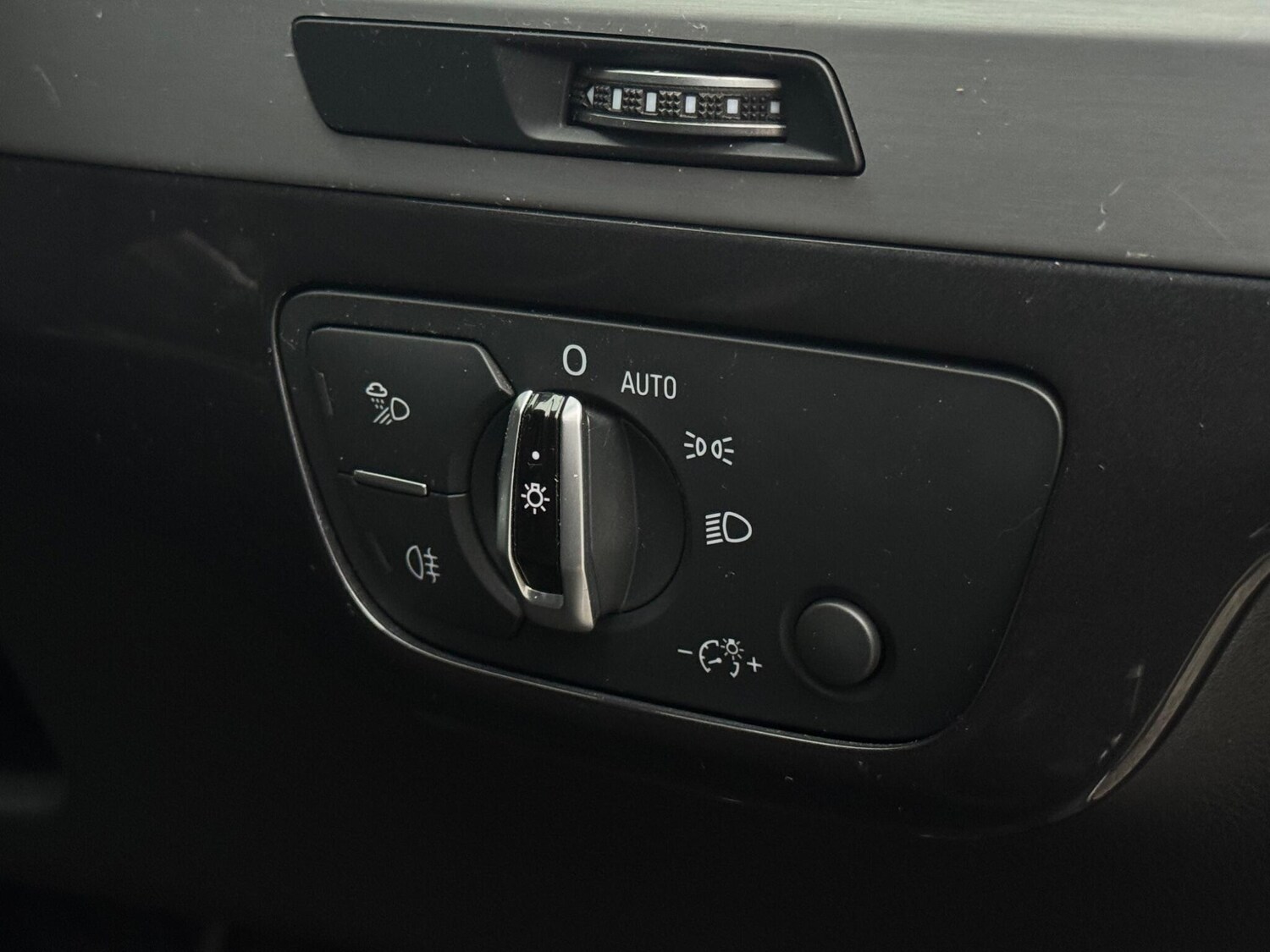 Used Audi Q7 2017 for sale - 76886299: Photo 63