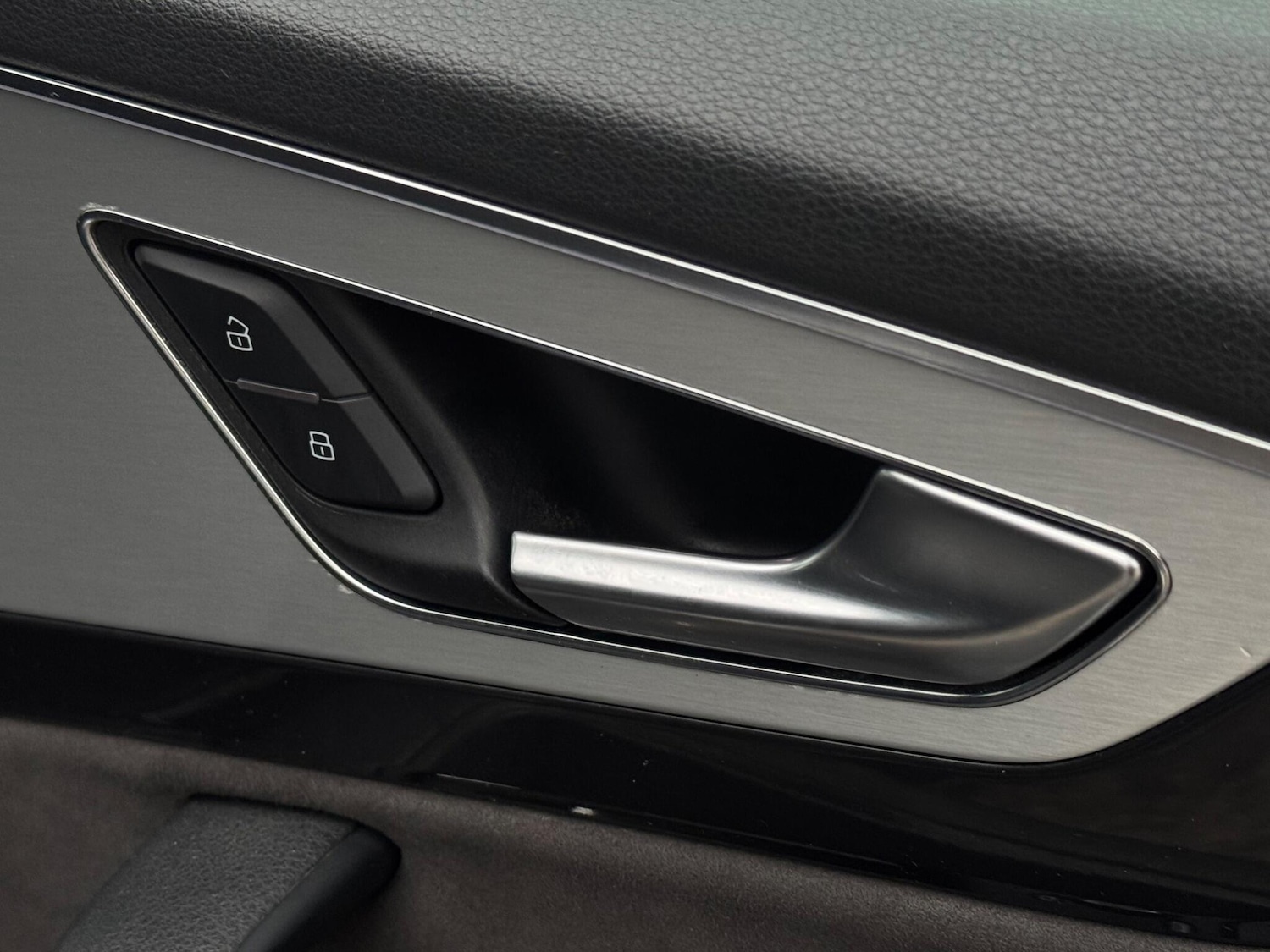 Used Audi Q7 2017 for sale - 76886299: Photo 66