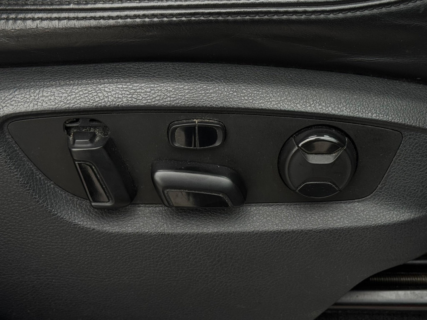 Used Volkswagen Touareg 2013 for sale - 74920715: Photo 62