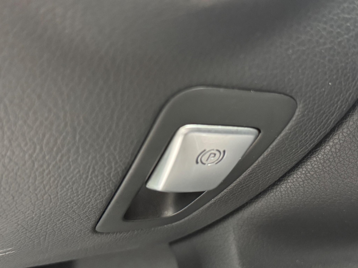 Used Mercedes-Benz C Class for sale - 76995665: Photo 31