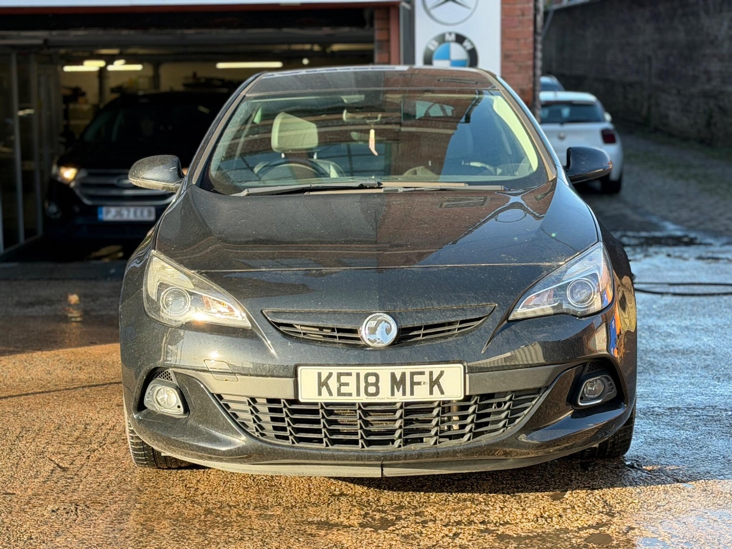 Used Vauxhall Astra GTC for sale - 78057893: Photo 2