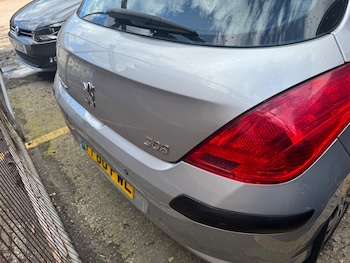 Used Peugeot 308 2010 for sale - 77892774: Photo