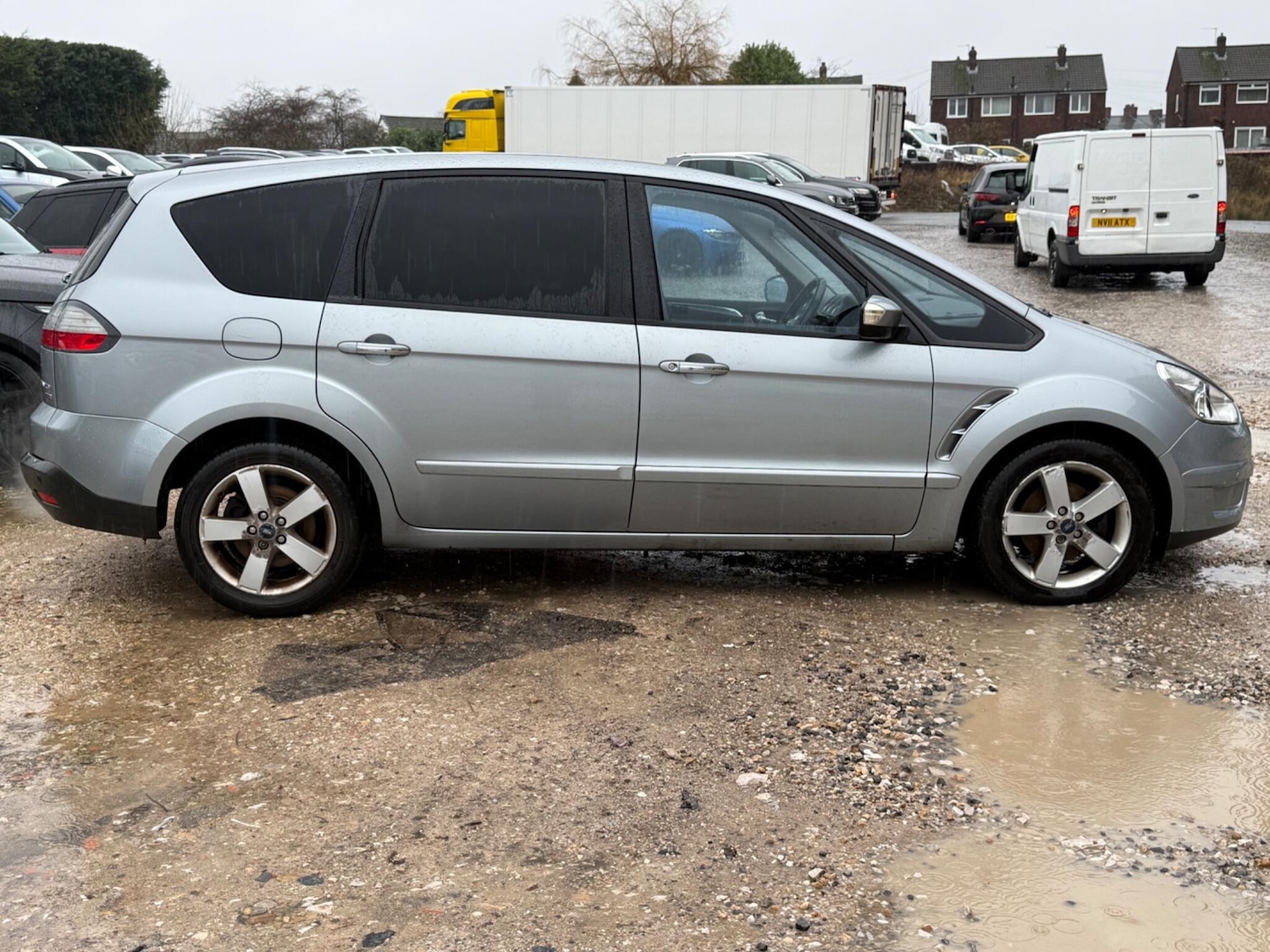 Used Ford S-Max 2009 for sale - 76952247: Photo 6
