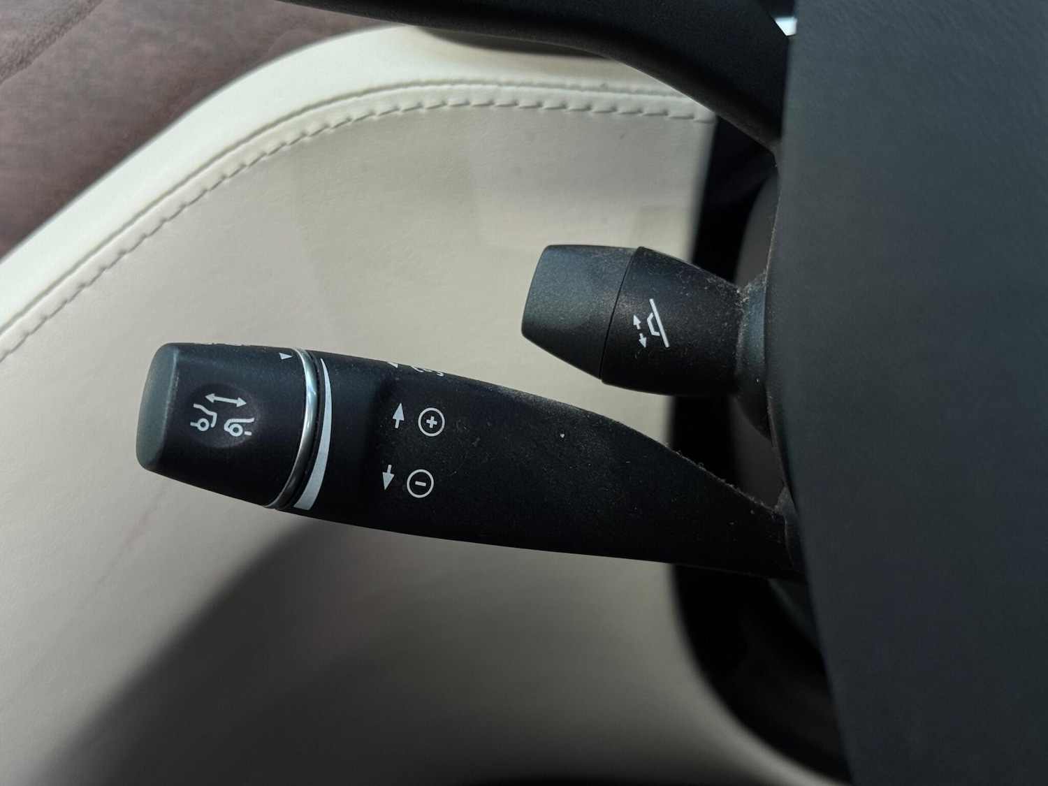 Used Tesla Model S 2017 for sale - 76997040: Photo 31