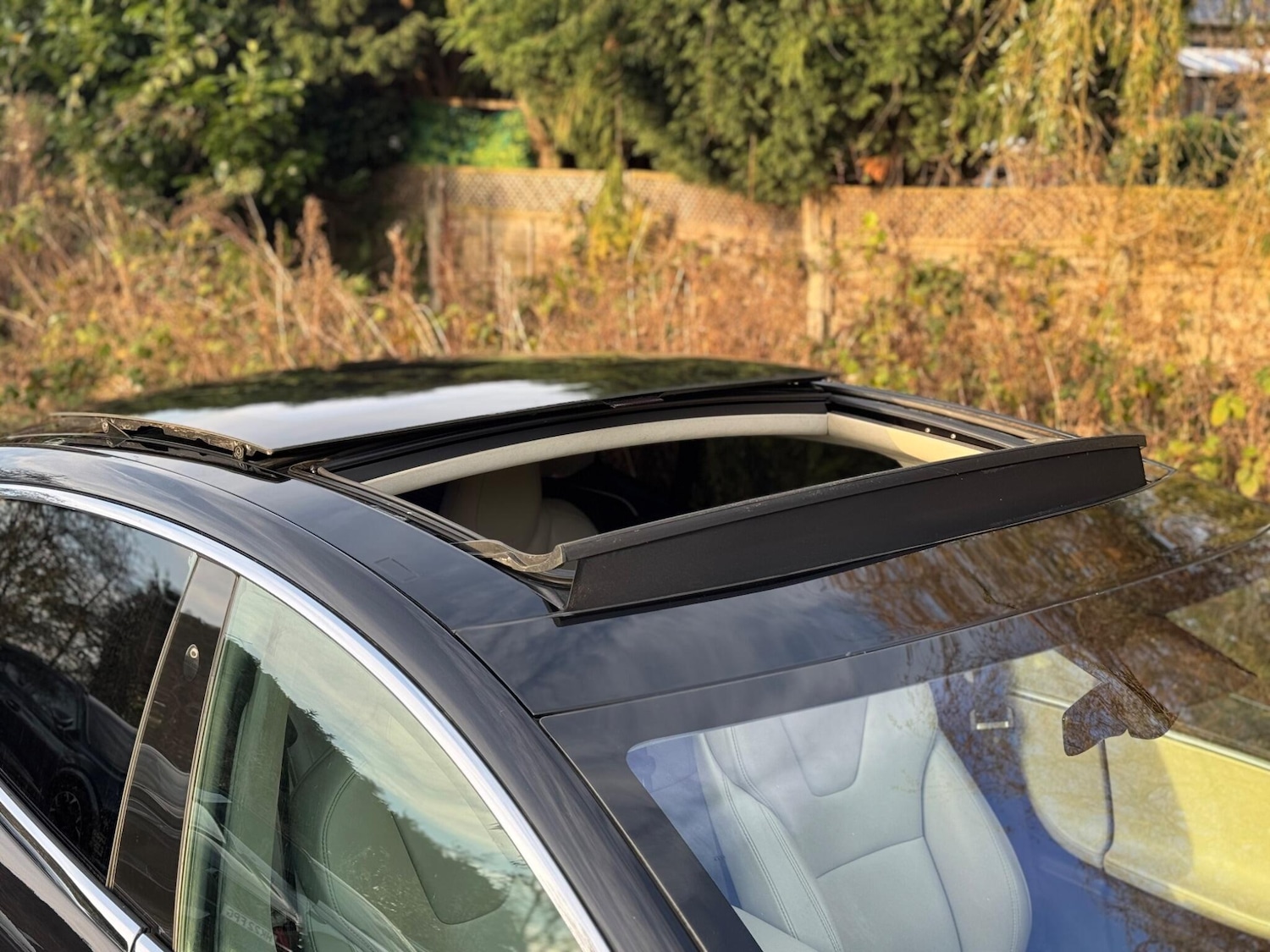 Used Tesla Model S 2017 for sale - 76997040: Photo 74