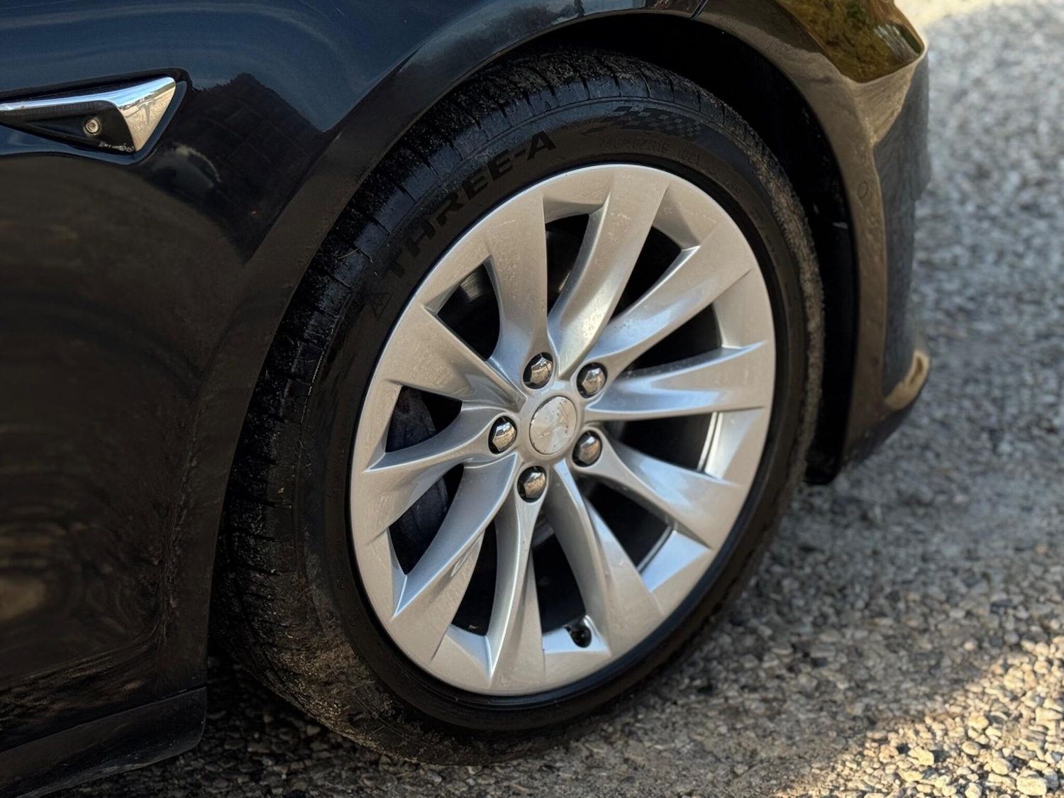 Used Tesla Model S 2017 for sale - 76997040: Photo 94