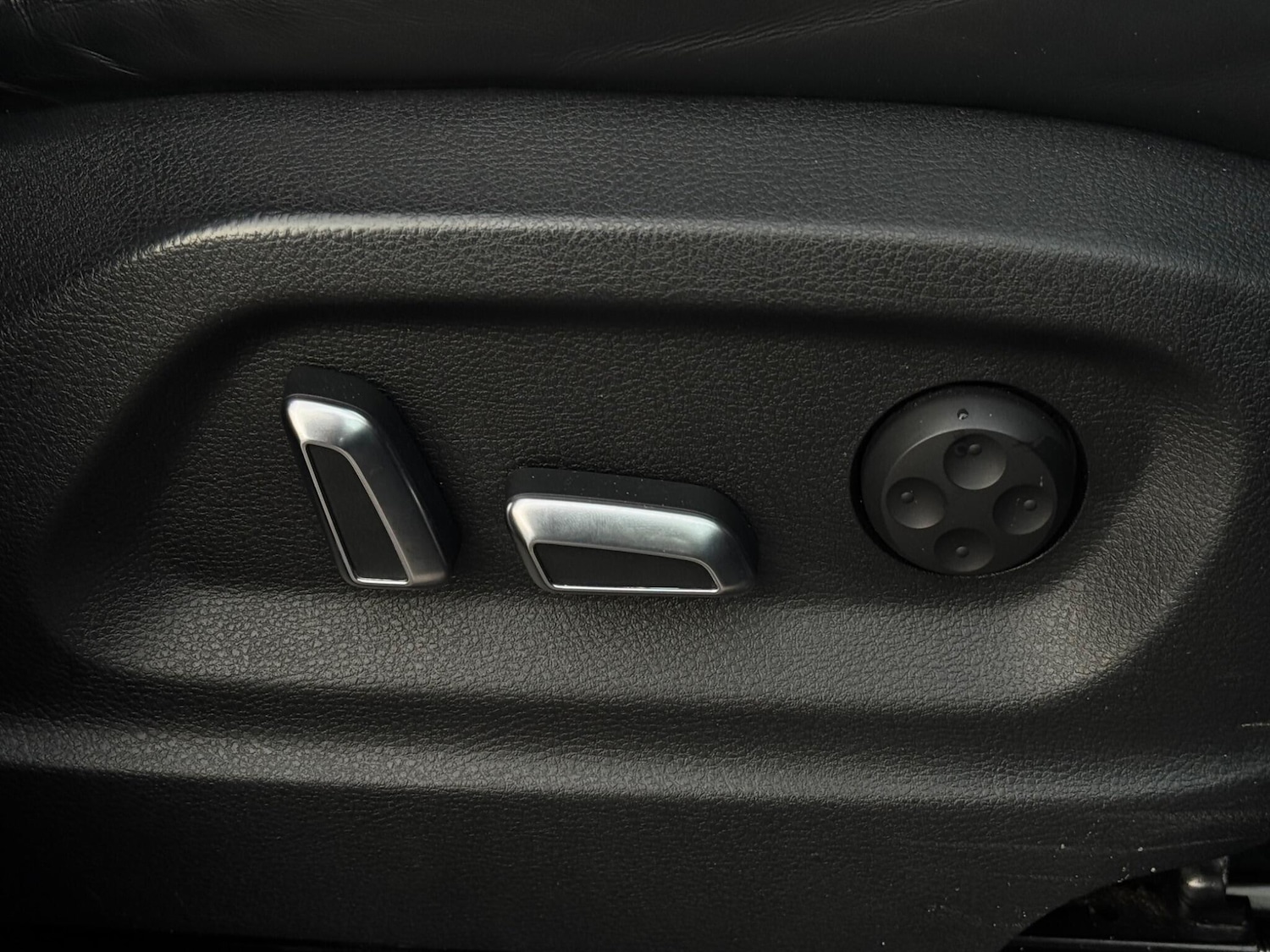 Used Audi SQ5 2014 for sale - 76886485: Photo 66