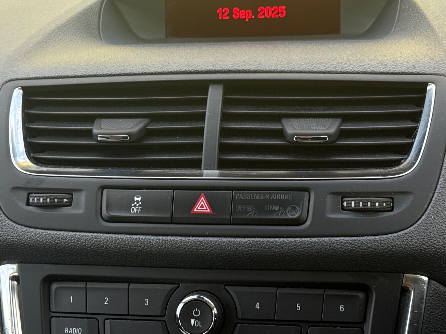 Used Vauxhall Mokka 2015 for sale - 75914931: Photo 35