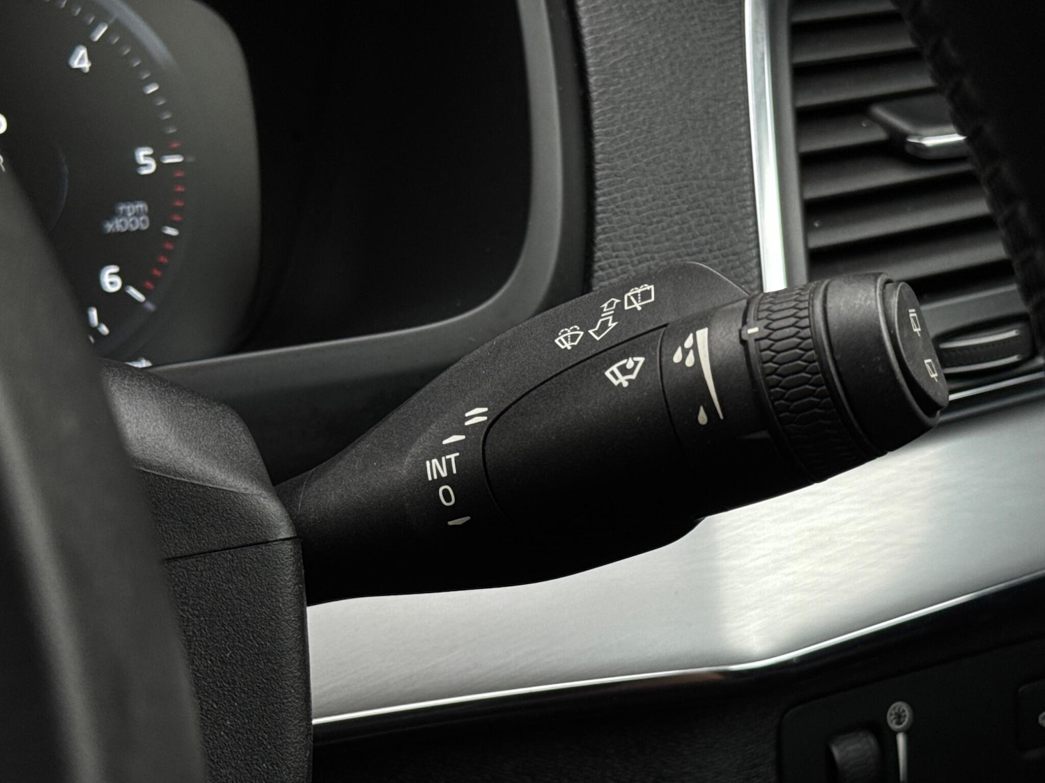 Used Volvo XC90 2015 for sale - 76942700: Photo 37