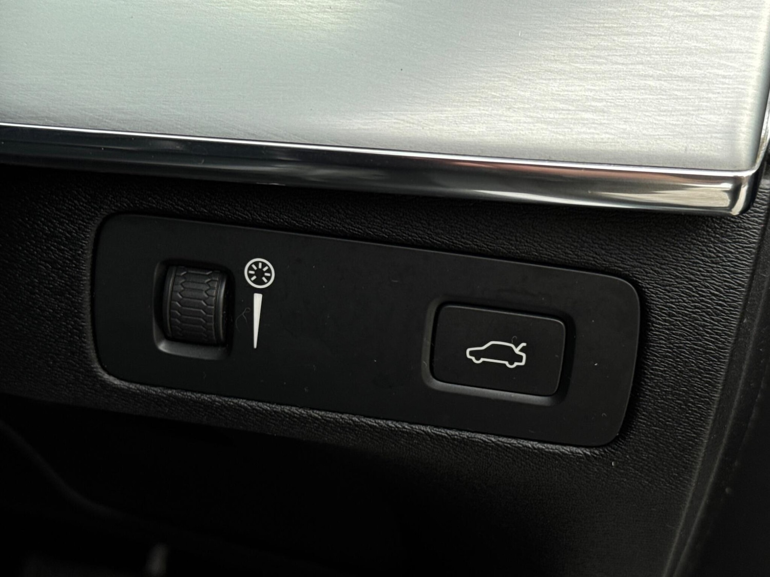 Used Volvo XC90 2015 for sale - 76942700: Photo 54