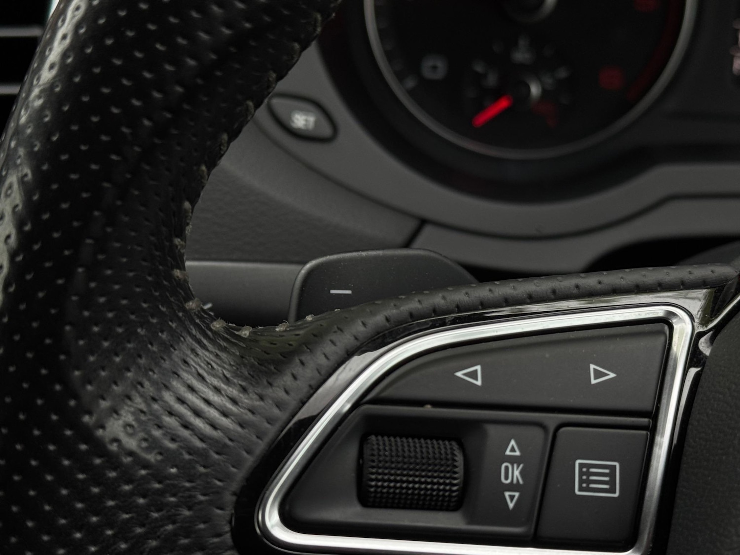 Used Audi Q3 2014 for sale - 76990548: Photo 33