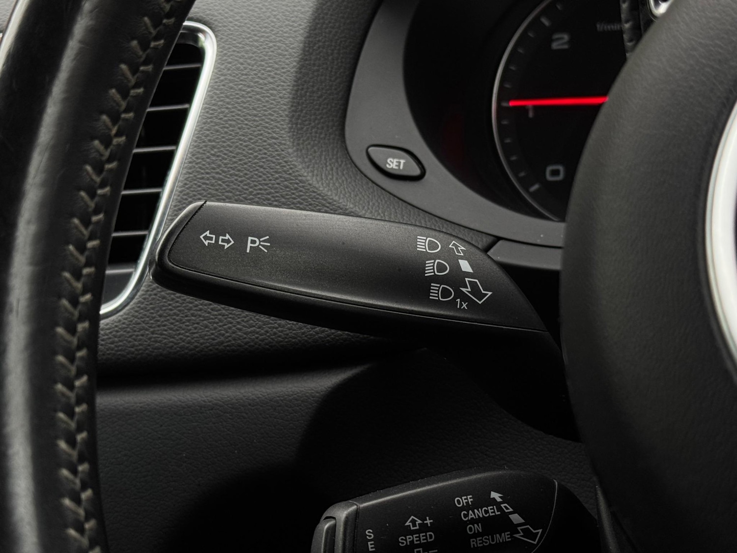 Used Audi Q3 2014 for sale - 76990548: Photo 35