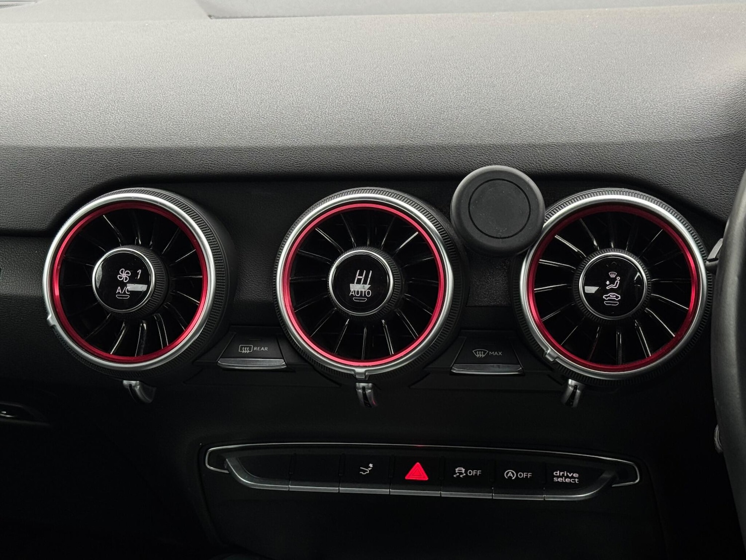 Used Audi TT 2015 for sale - 77484027: Photo 45