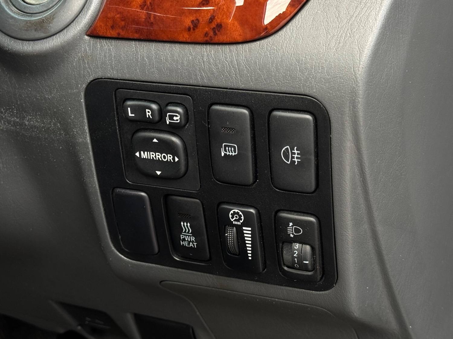 Used Toyota Land Cruiser 2006 for sale - 76824363: Photo 59