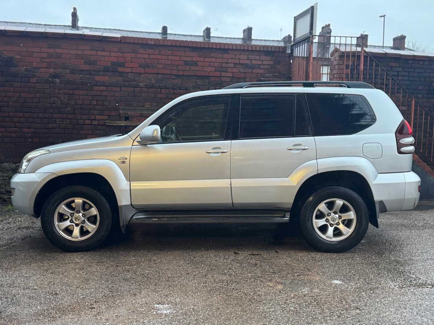 Used Toyota Land Cruiser 2006 for sale - 76824363: Photo 6