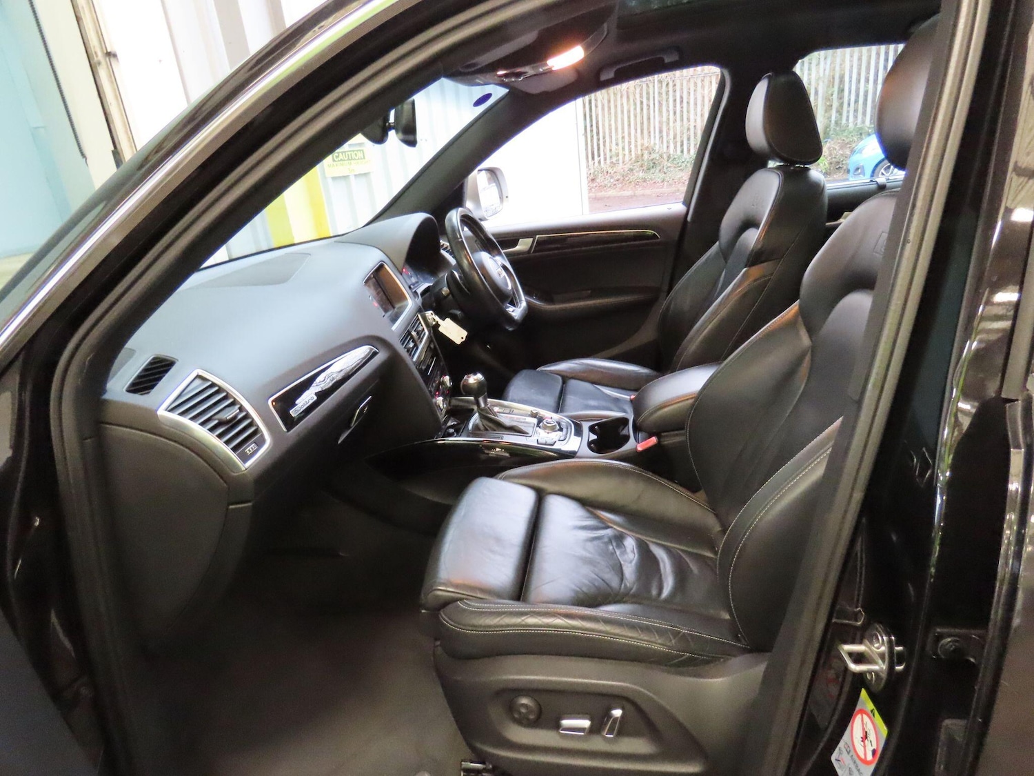 Used Audi Q5 2015 for sale - 77626235: Photo 11