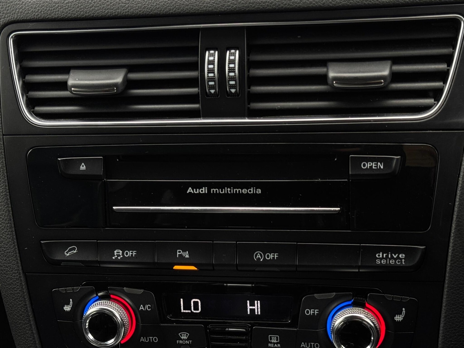 Used Audi SQ5 2015 for sale - 77626235: Photo 56