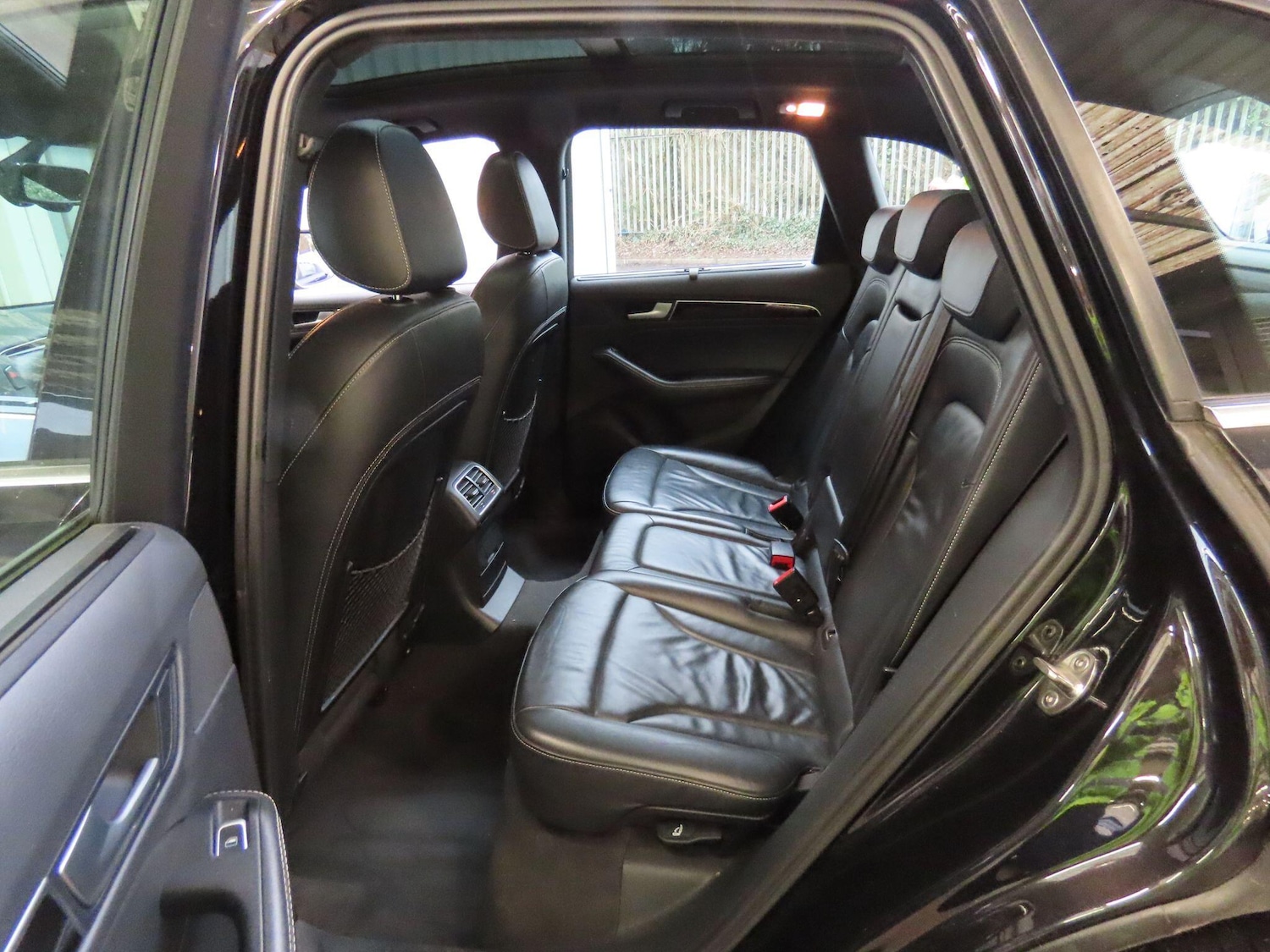 Used Audi Q5 2015 for sale - 77626235: Photo 8