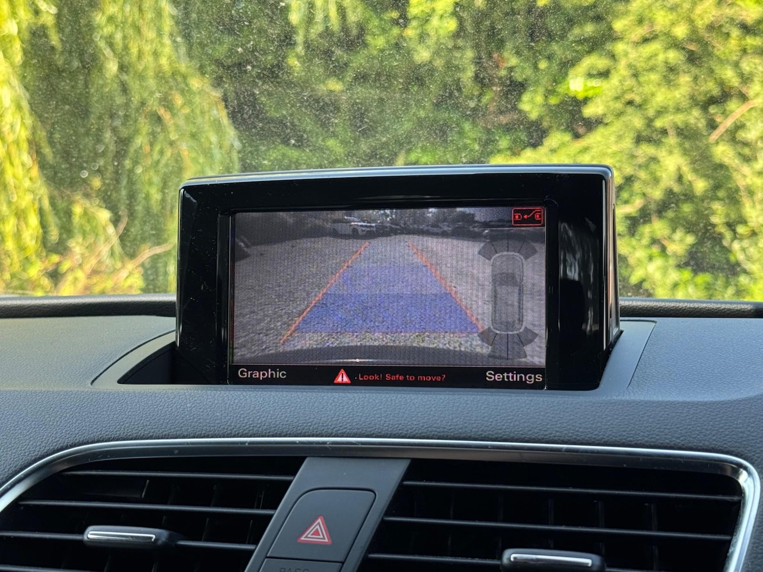 Used Audi Q3 2013 for sale - 76801426: Photo 2