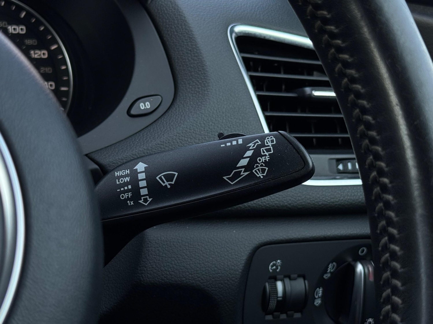 Used Audi Q3 2013 for sale - 76801426: Photo 32