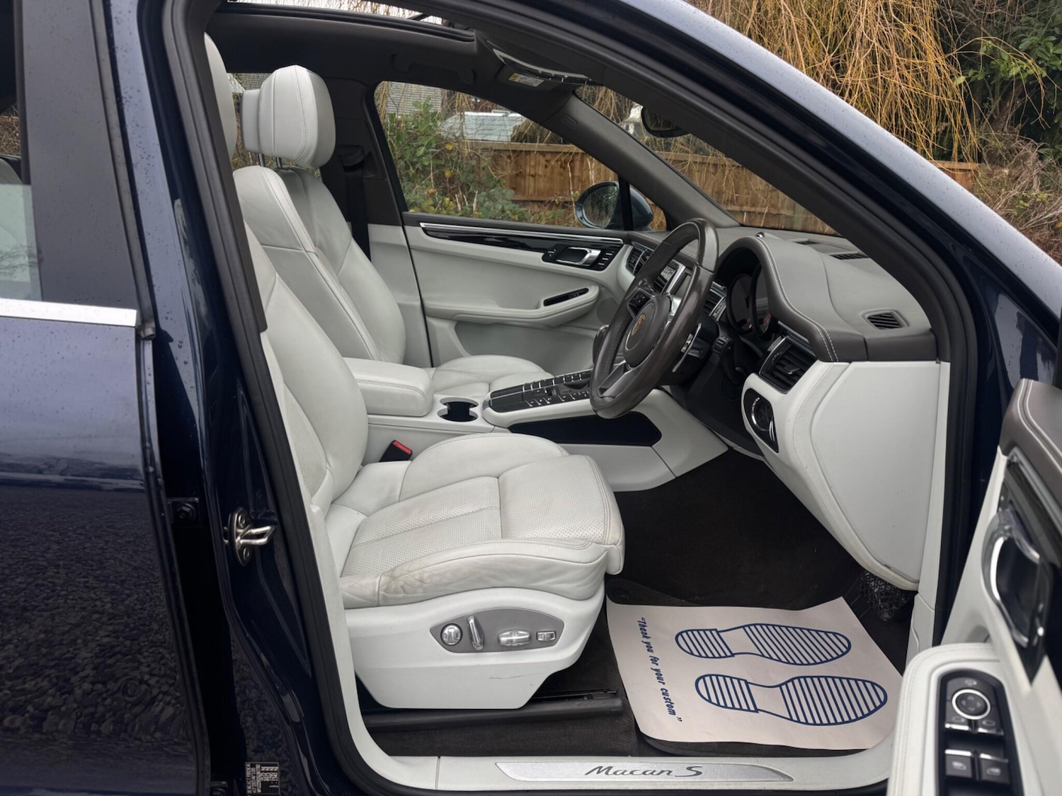 Used Porsche Macan 2015 for sale - 76899402: Photo 23