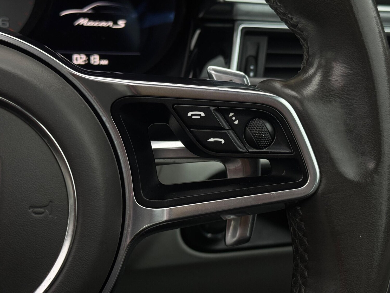 Used Porsche Macan 2015 for sale - 76899402: Photo 38