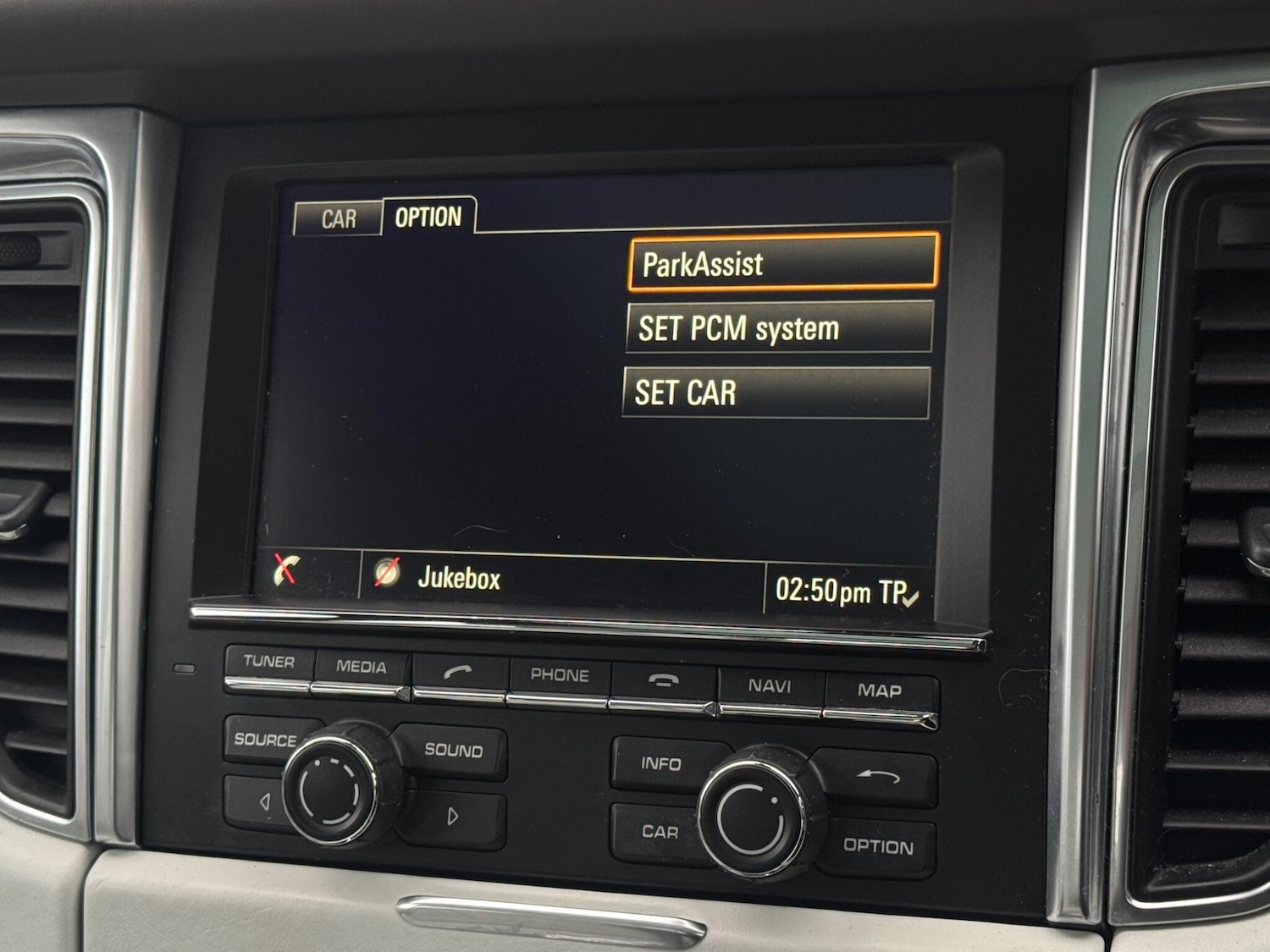 Used Porsche Macan 2015 for sale - 76899402: Photo 49