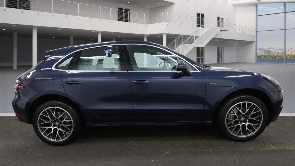 Used Porsche Macan 2015 for sale - 76899402: Photo 5