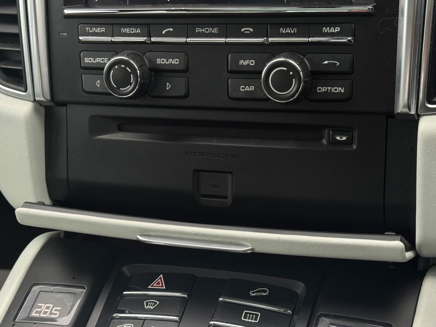 Used Porsche Macan 2015 for sale - 76899402: Photo 56