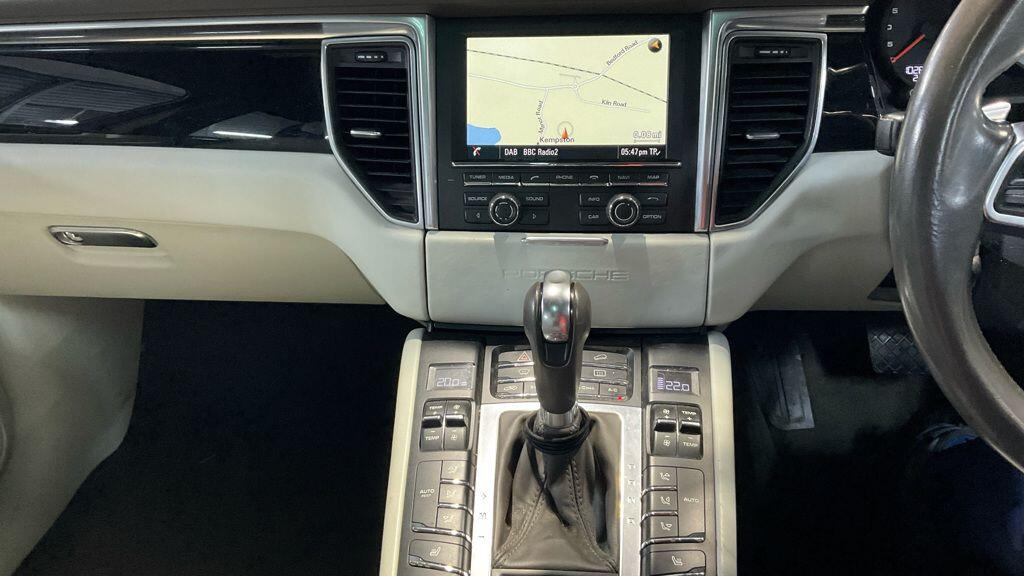 Used Porsche Macan 2015 for sale - 76899402: Photo 7