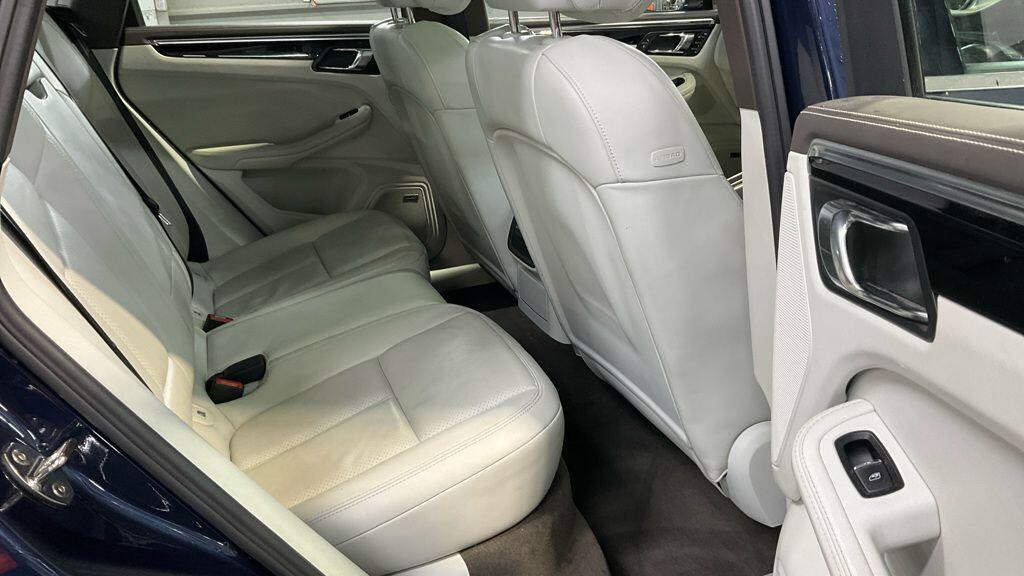 Used Porsche Macan 2015 for sale - 76899402: Photo 9
