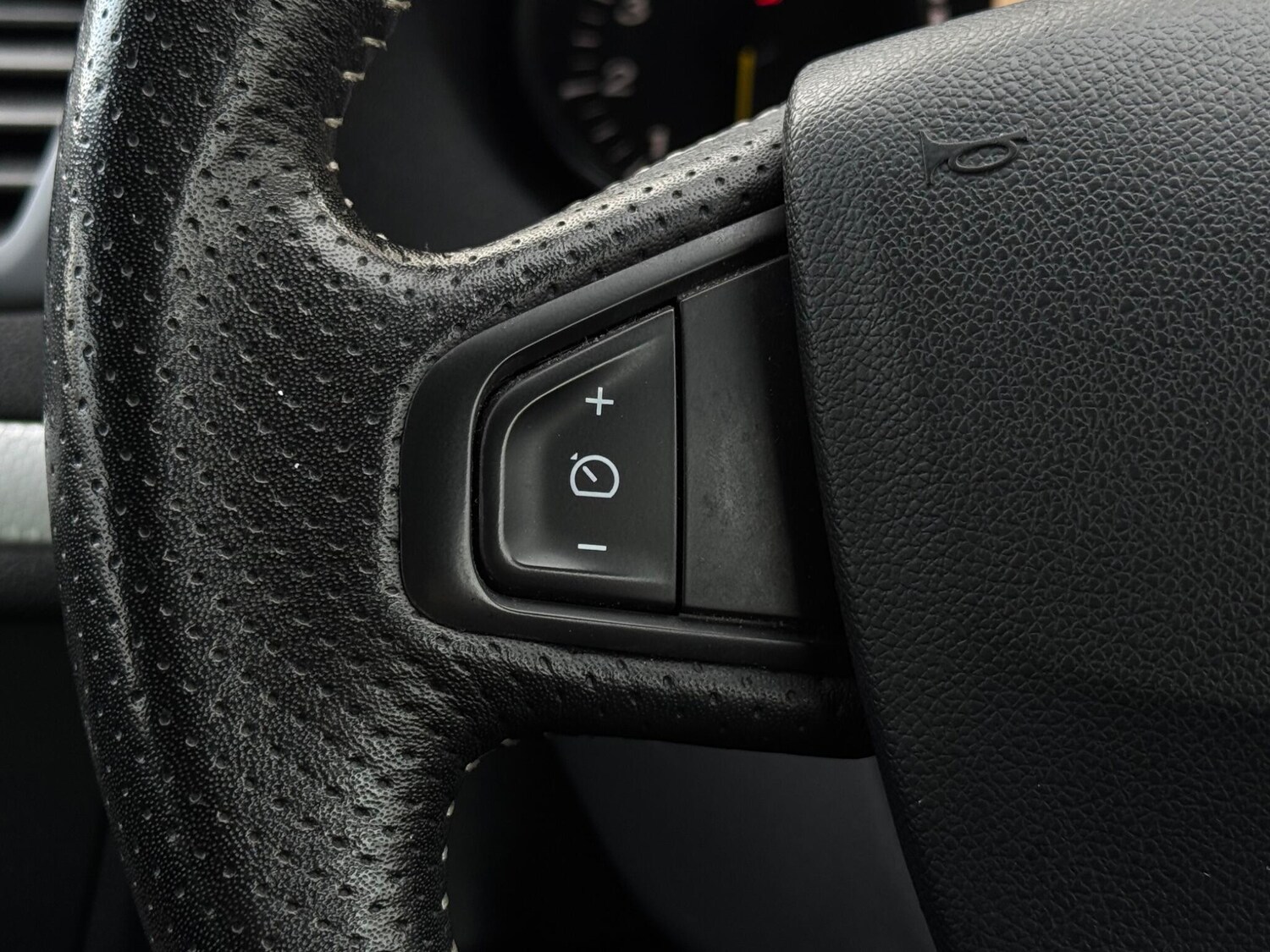 Used Renault Megane 2013 for sale - 77573820: Photo 31