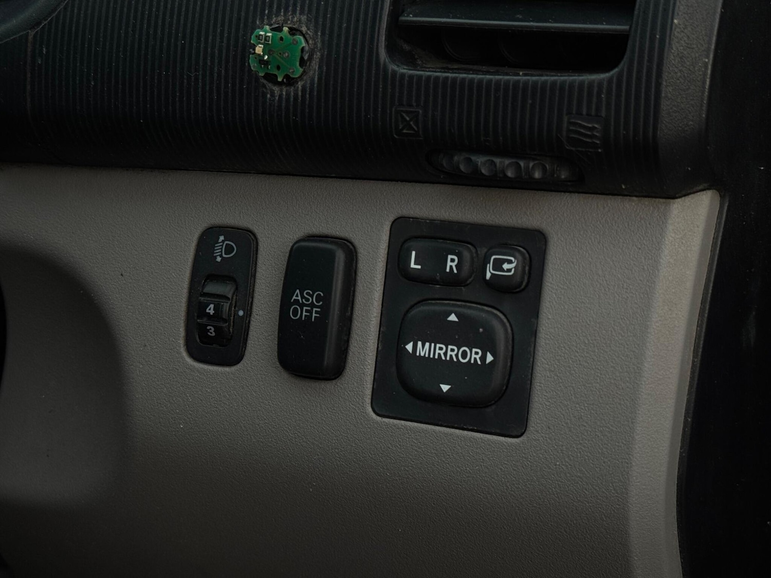 Used Mitsubishi L200 2010 for sale - 77376764: Photo 54