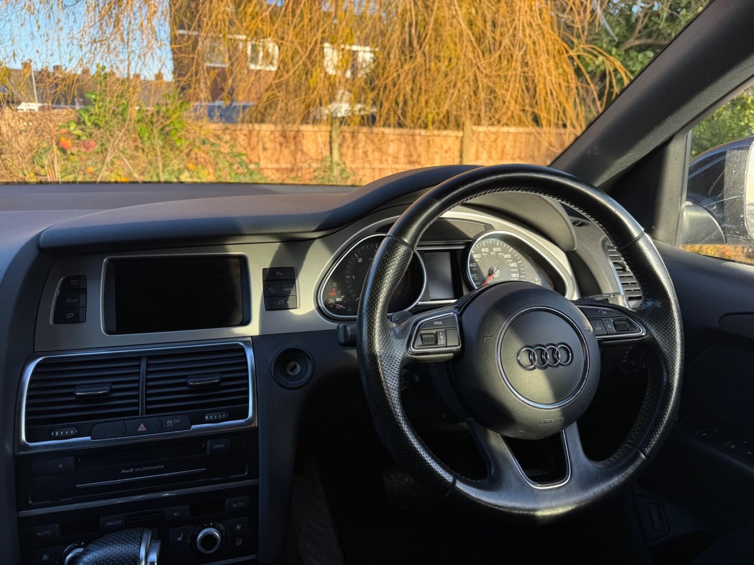 Used Audi Q7 2012 for sale - 76855747: Photo 33