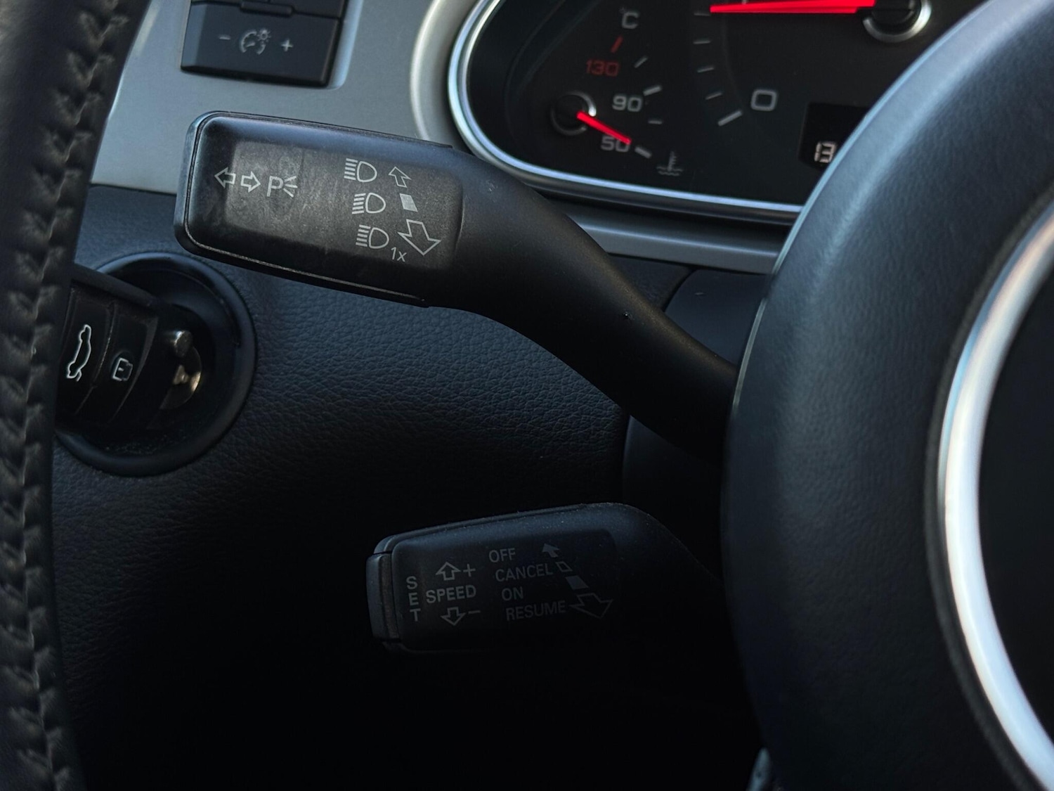 Used Audi Q7 2012 for sale - 76855747: Photo 41